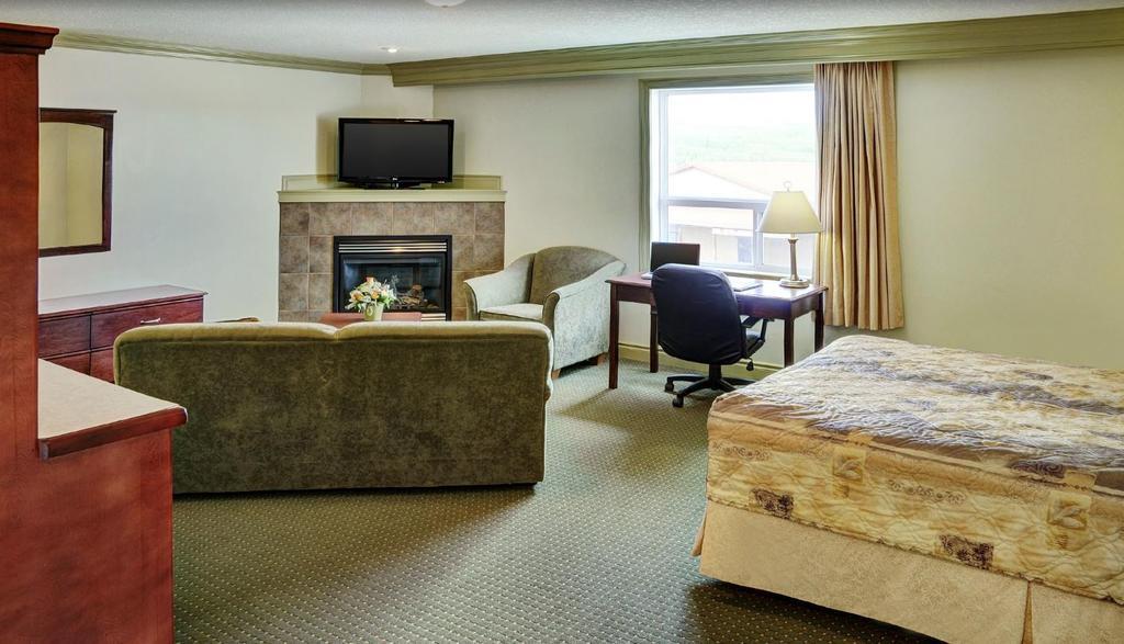 Nova Hotel Peace River